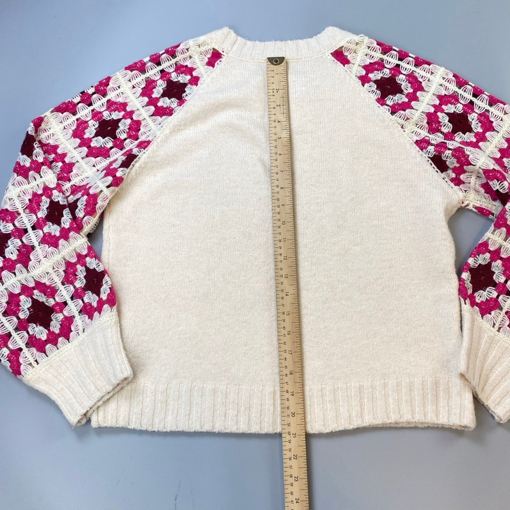 Crochet Sweater Womens Small Cream Pink Granny Square Grandmacore Boho Cottage - Picture 7 of 13
